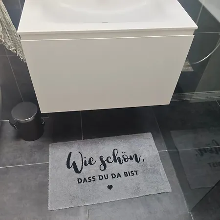 Guest With Private Shower And Toilet Near Salzburg